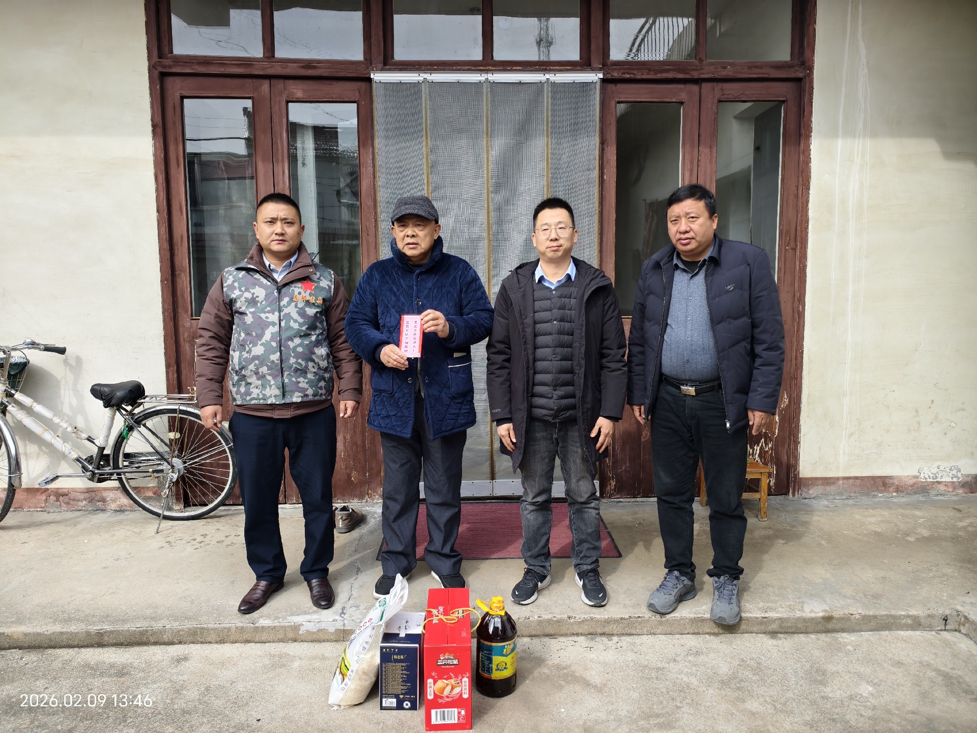 星慧照明||新春慰問(wèn)送暖    馬年逐光前行